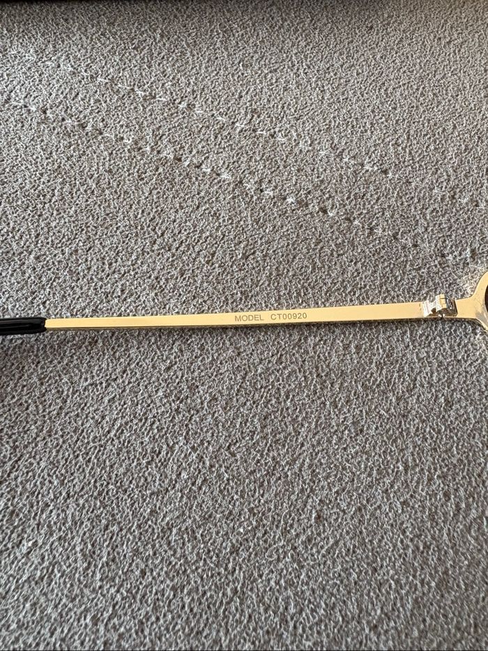 Lunette de soleil - photo numéro 8