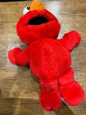 Peluche e vintage elmo model chatouille moi