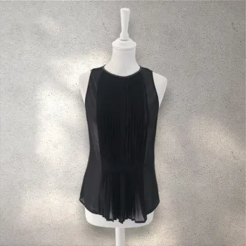 Blouse plissée sans manche fluide noire Zara taille M