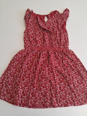 Robe fluide c&a 8 ans