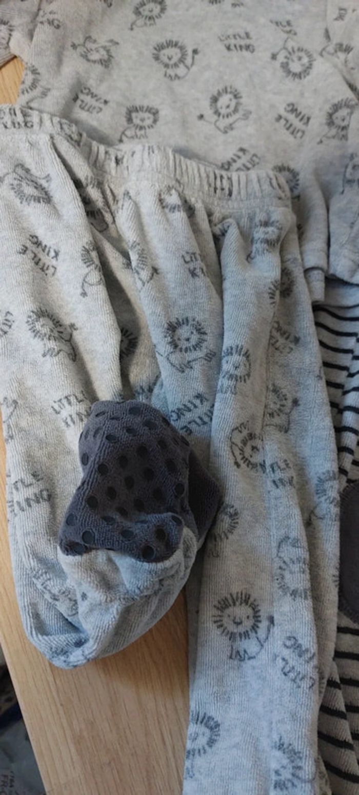 Lot de 2 pyjamas 12 mois - photo numéro 3