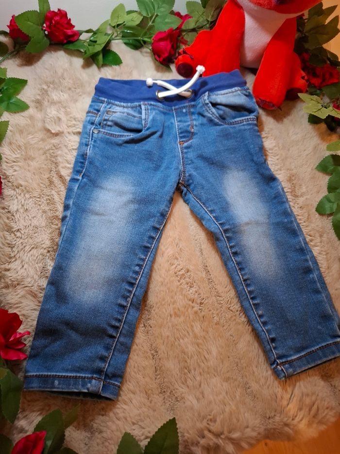 Jean bleu délavé - 12/18 mois