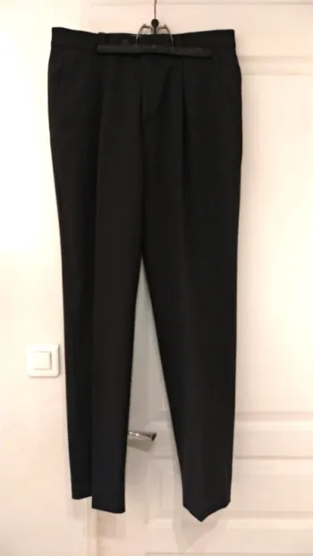 Pantalon de costume fluide et léger 60% laine