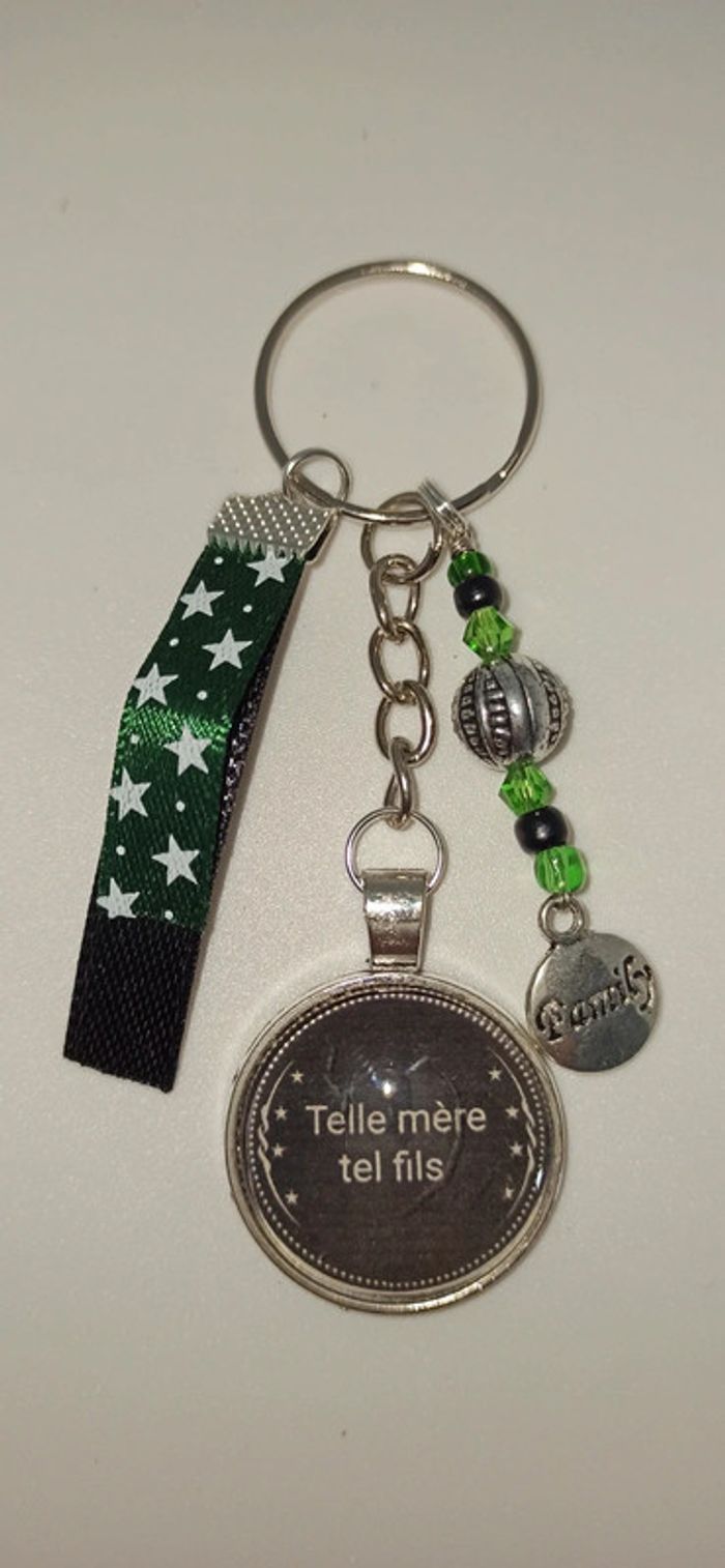 Cadeau mon fils, porte clé message " telle mère tel fils"
