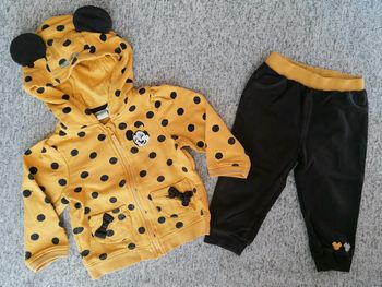 Ensemble veste et pantalon jogging fille taille 12 mois minnie