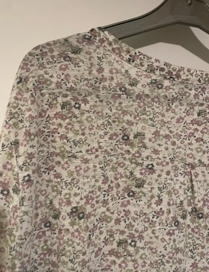 Tunique fleurie KIABI – Taille 46/48 - photo numéro 6