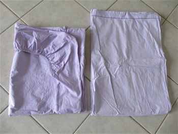 Lot drap housse 70 x 190 cm + drap plat 180 x 260 cm parme