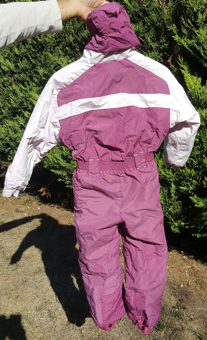 Combinaison de ski Décathlon mauve 6 ans comme neuve - photo numéro 2