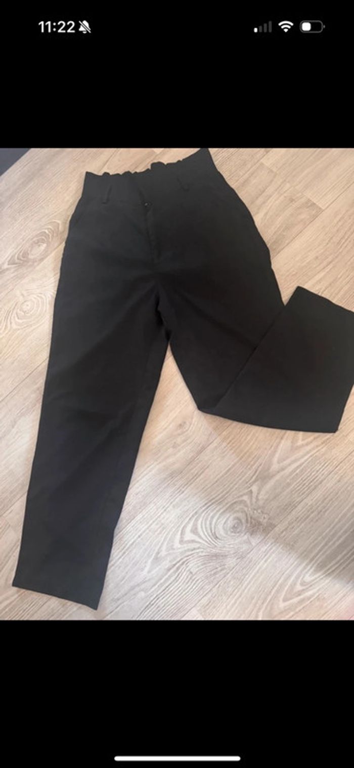 Pantalon, tailleur, court