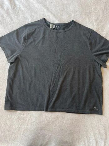 Haut t-shirt de sport à manches courtes noir gris foncé uni basique simple 4XL
