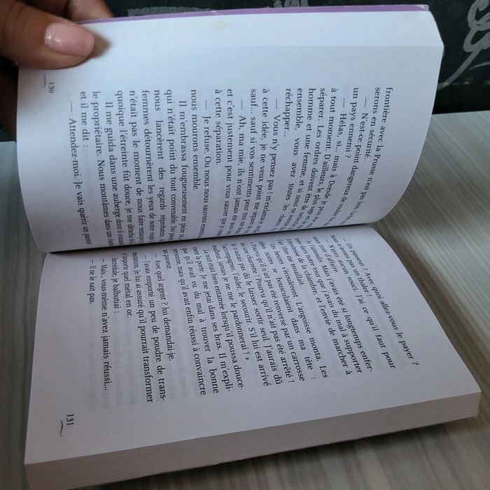 Les Colombes du Roi Soleil tome 6 de Anne-Marie Desplat-Duc en excellent état - photo numéro 8