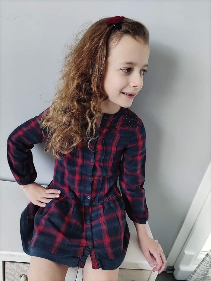 6 ans robe tape a l oeil ( sans barette)