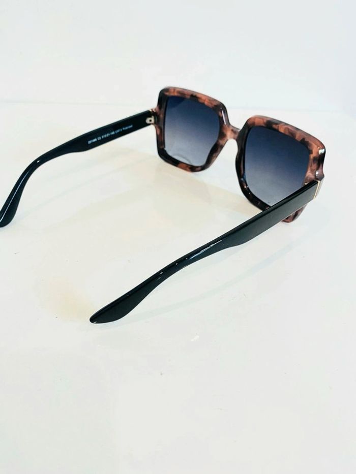 Lunette de soleil femme Polarisée carrée façade marron léopard bras noirs UV protection catégorie 3 - photo numéro 6