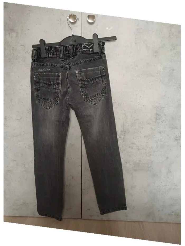 Jeans 12 ans - photo numéro 2