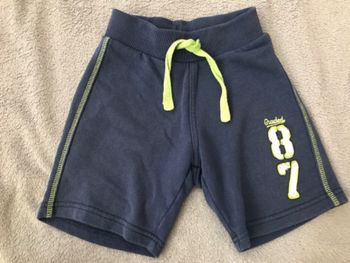 Short 2 ans