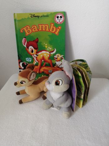 livre et peluche bambi
