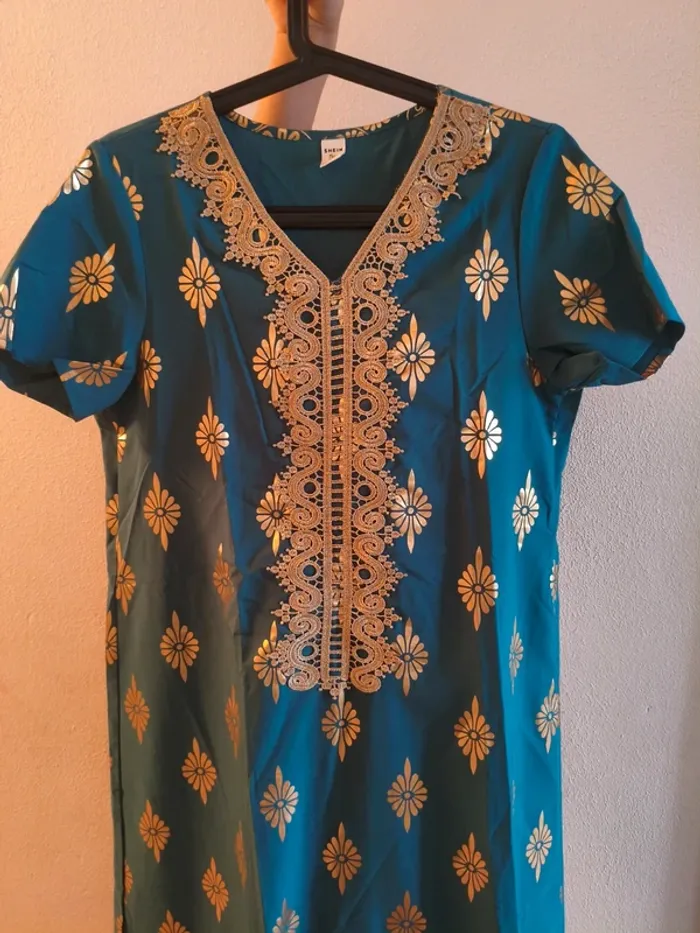 Robe orientale - photo numéro 2