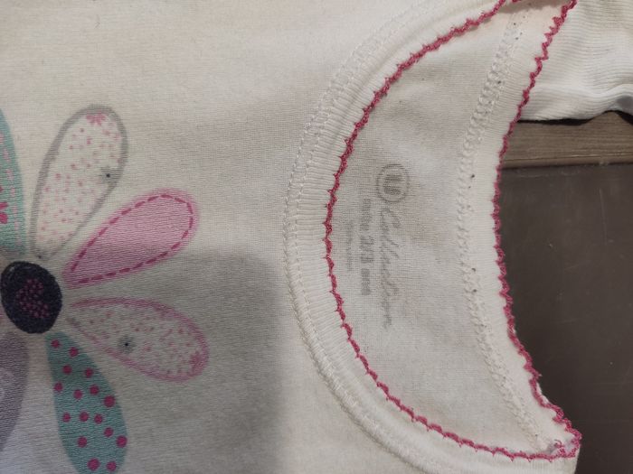 Lot de tee shirt - photo numéro 2