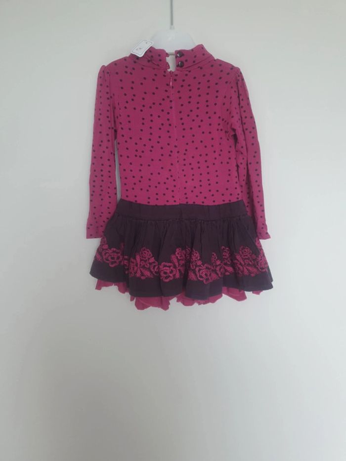 Robe manche longue rose a point violet broderie fleurs sur volant marese 2 ans - photo numéro 4