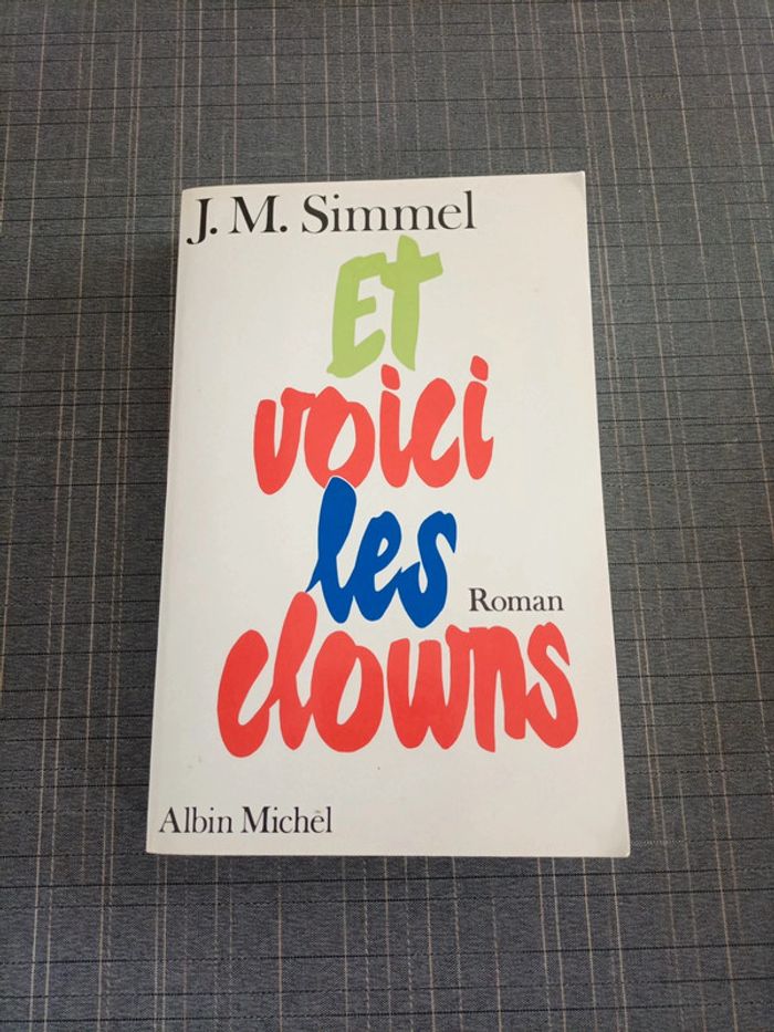 Livre - Et voici les Clowns