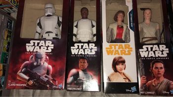 6figurines Hasbro Star Wars neuves sous boite