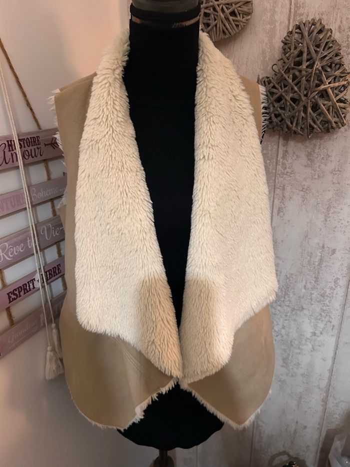 Veste sans manches  bershka - photo numéro 2