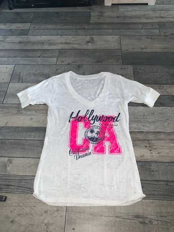 TEE shirt