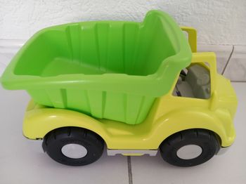CAMION