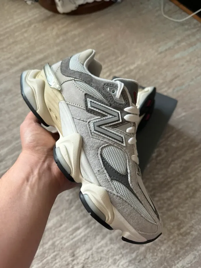 New Balance 9060 Rain Cloud Grey