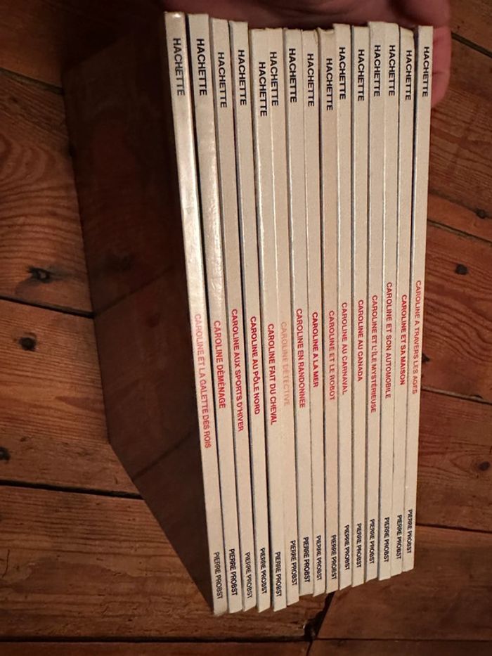 Lot de 15 livres Caroline Pierre Probst bd albums Hachette anciens années 90 - photo numéro 8