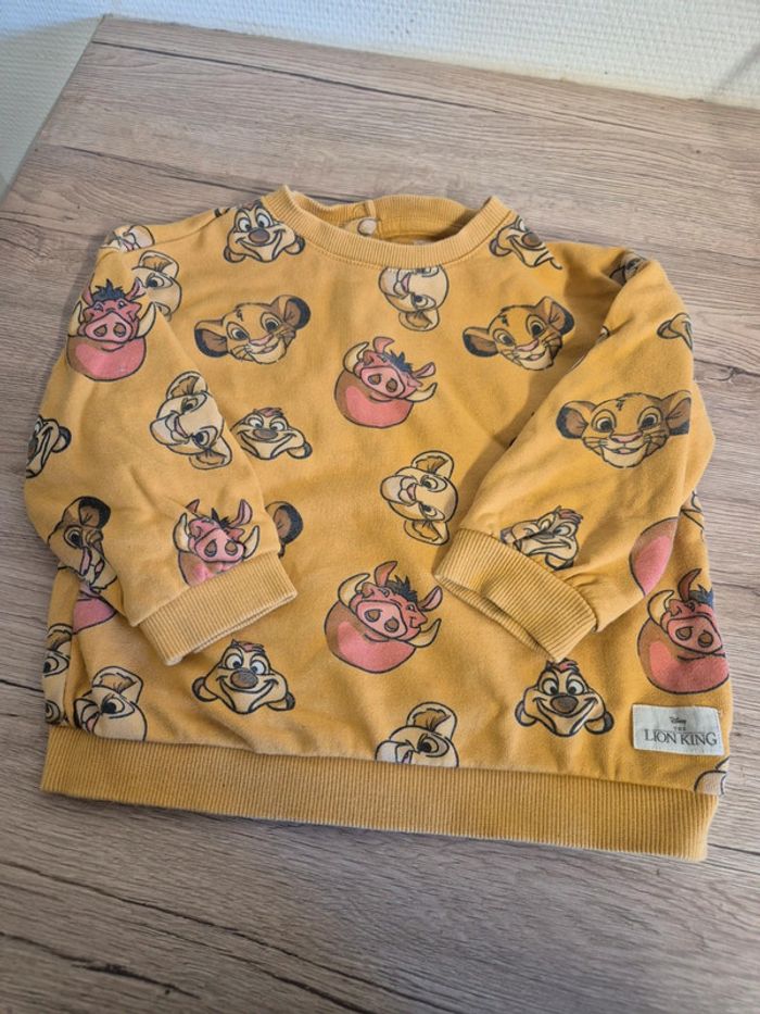 Pull Disney taille 24 mois