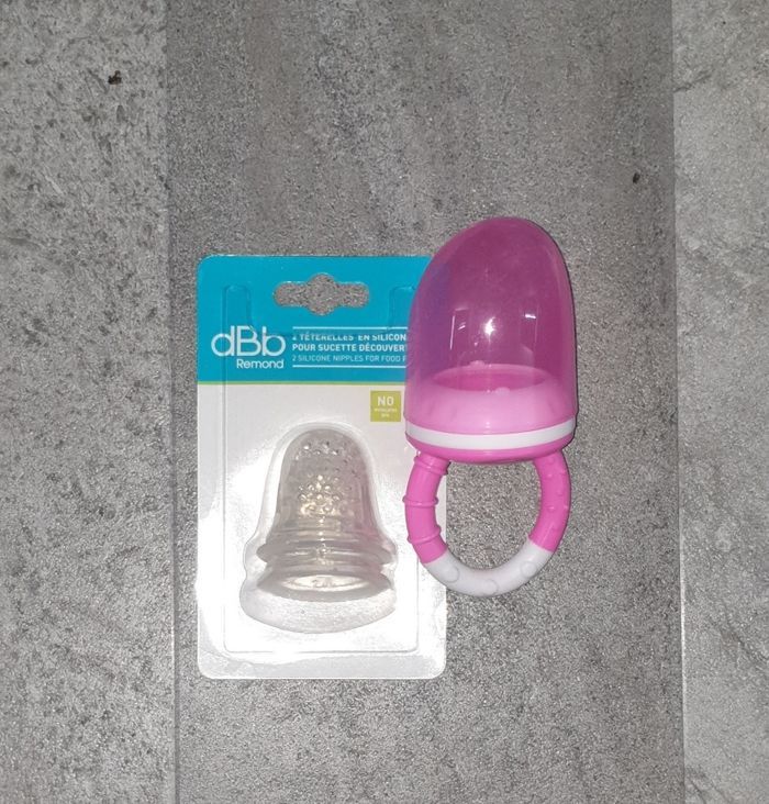 Sucette découverte et 2 tétines bébé