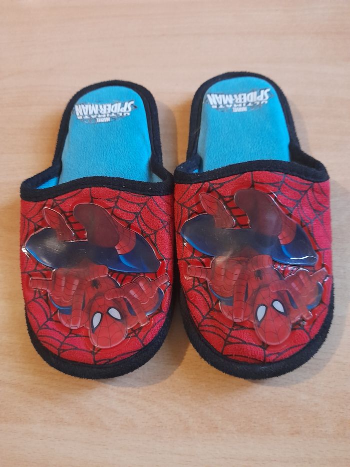 Chaussons spiderman 29