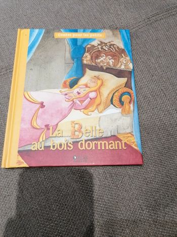 Livre la belle au bois dormant éditions atlas