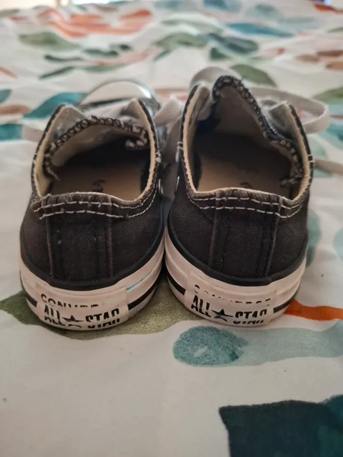 Converses noires 🥨 - photo numéro 4