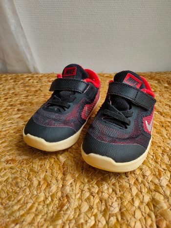 Basket Nike Révolution 3 taille 22