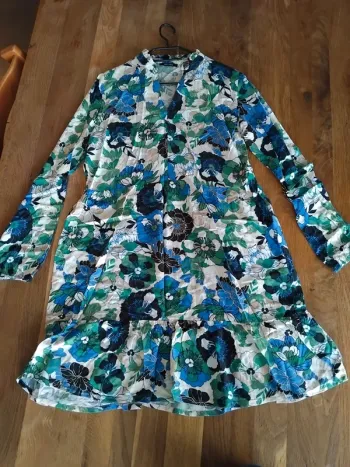 Robe Esmara