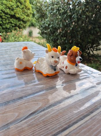 Lot de tut tut toutou et babette et riri