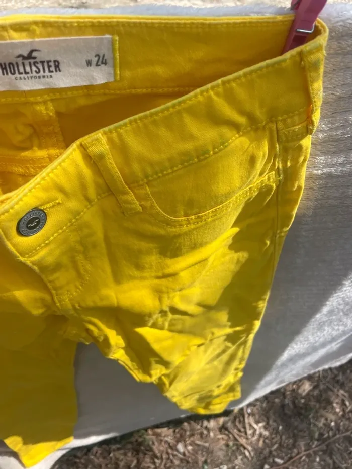 Pantalon jaune - photo numéro 3