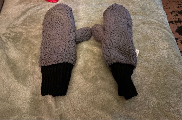 Moufles Superdry - photo numéro 3