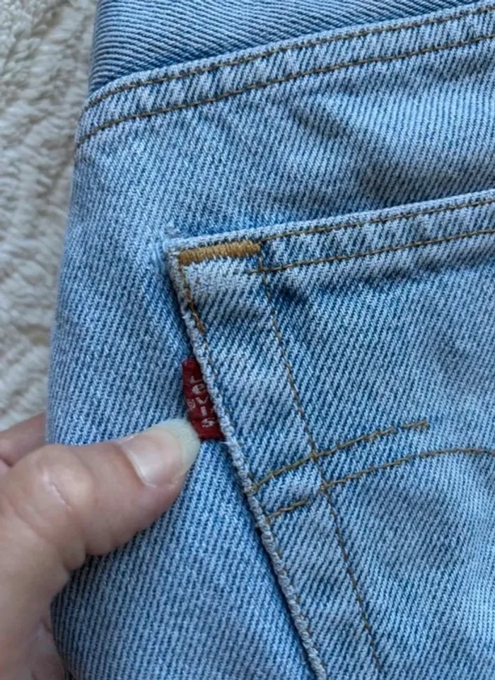 Jean Lévis 501 USA vintage 90s coupe droite bleu clair taille W30 M/40 - photo numéro 3