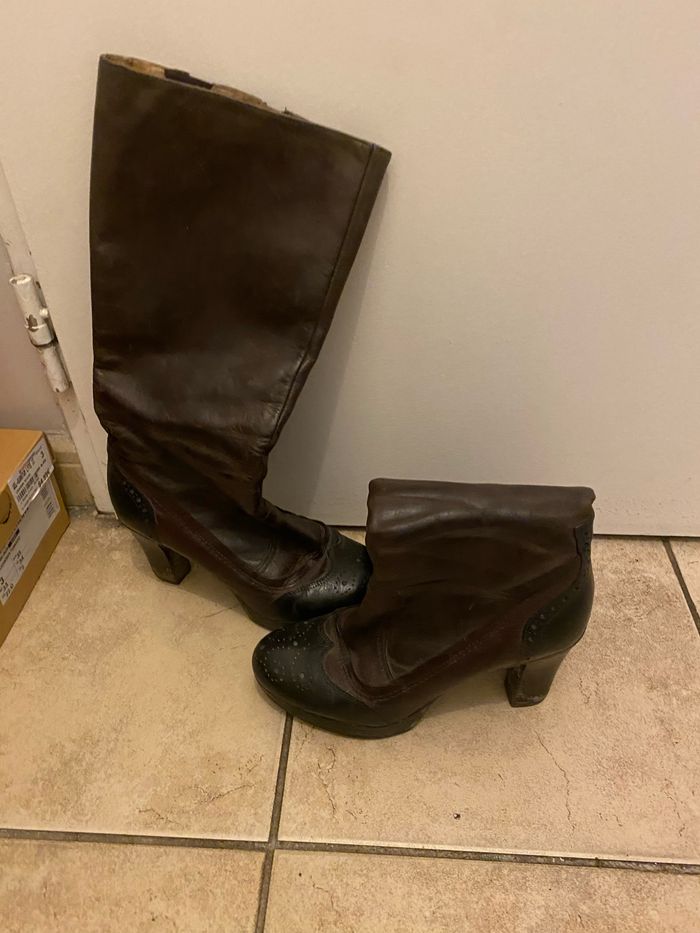 Bottes cuir noir et marron