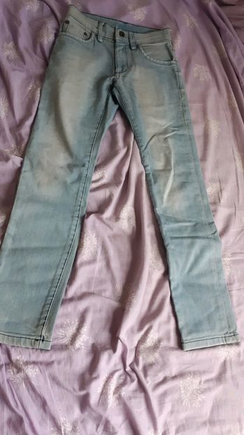 Jean délavé 11/12 ans