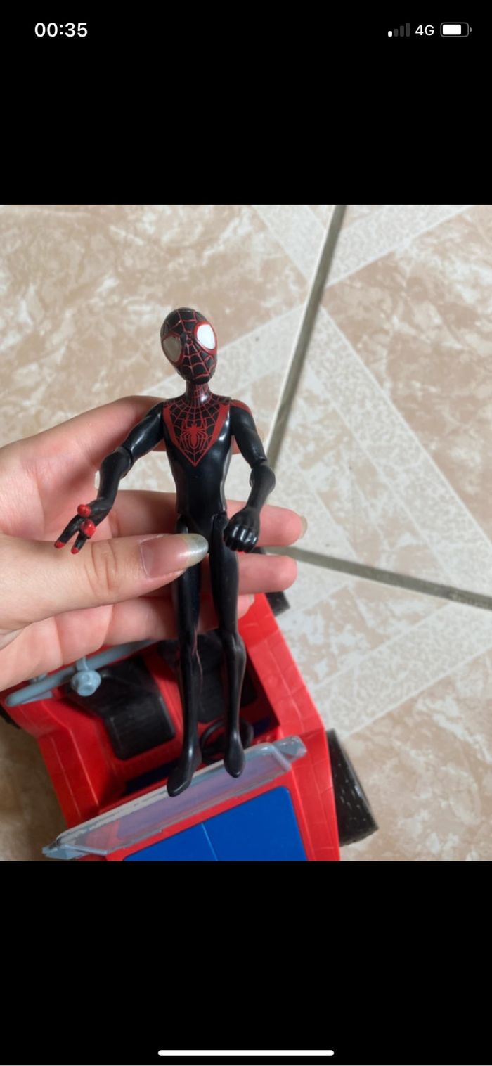 Figurine et véhicule spider man - photo numéro 4