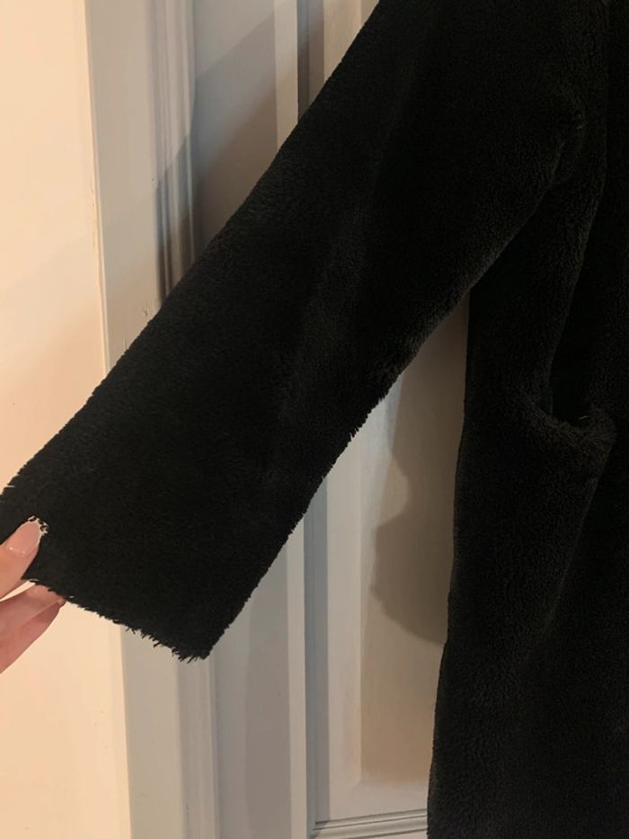 Manteau d’hiver / Fausse fourrure noire - photo numéro 2