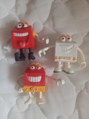 Lot figurines mc Donald's