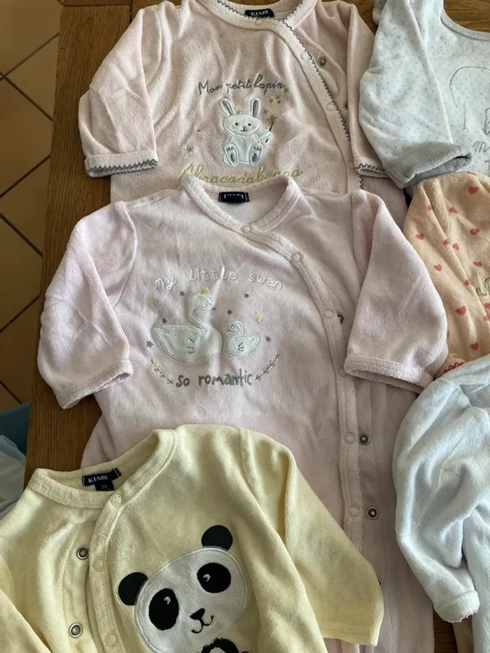 Lot pyjama 3 mois fille - photo numéro 3