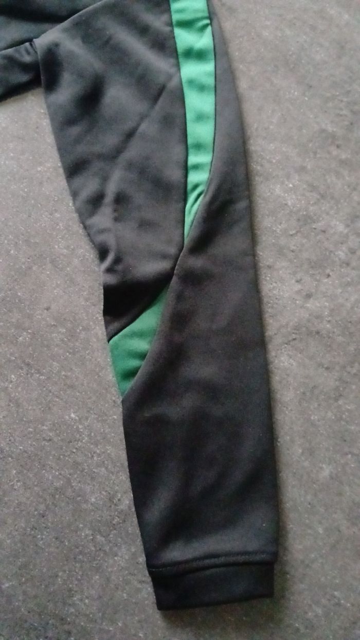 Ensemble jogging eldera - photo numéro 10