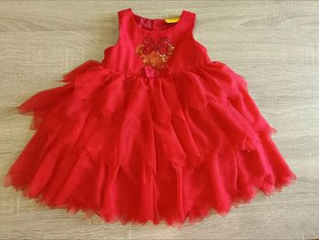 C45 robe type cérémonie rouge Disney 18 mois