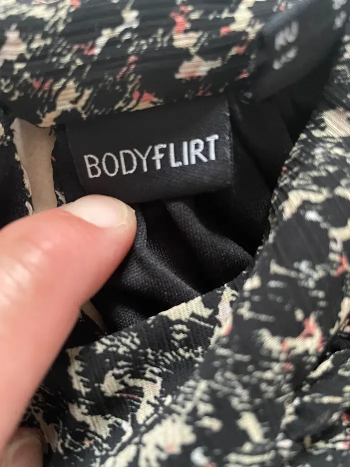 Superbe robe longue manches en voile en 42/44 excellent état de chez Body Flirt - photo numéro 15